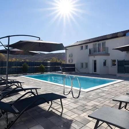 Awesome In Imotski 펜션 이모츠키